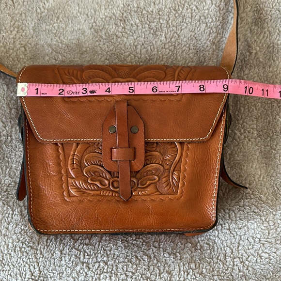 Patricia Nash crossbody bag - Picture 4 of 7